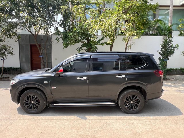 Second-hand 2024 MG Gloster Black Storm 4x4 7Str for sale in Chennai-4