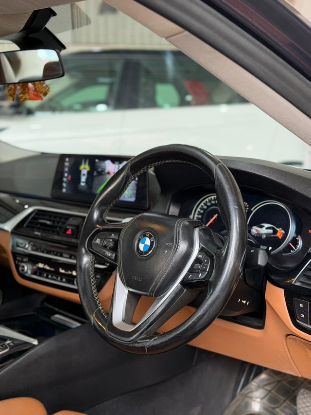 Second-hand 2017 BMW 5 Series 520d Sport Line for sale in Hyderabad-13