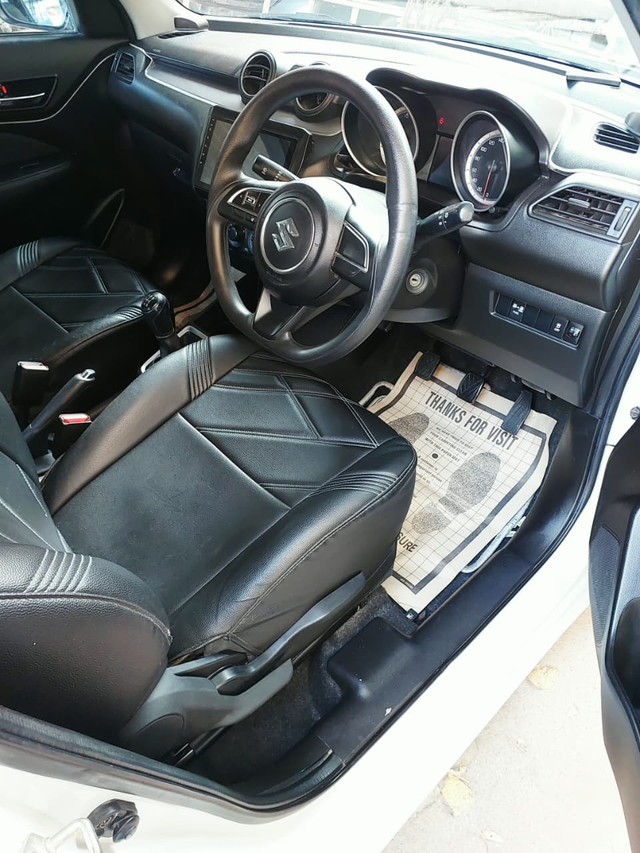 Second-hand 2023 Maruti Suzuki Swift VXI CNG for sale in New Delhi-6