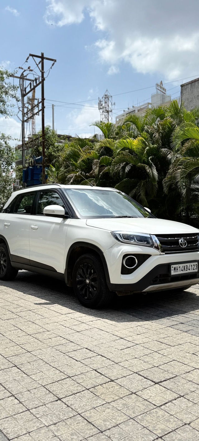 Second-hand 2022 Toyota Urban cruiser High AT for sale in Pune