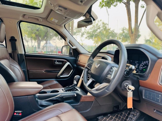 Second-hand 2024 Mahindra Scorpio N Z8 Diesel AT for sale in New Delhi-13