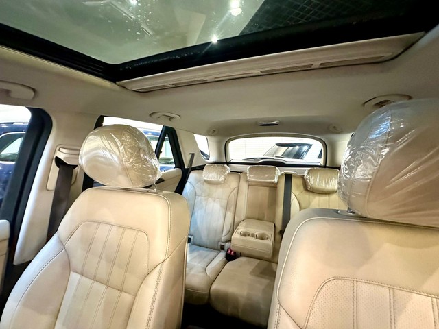 Second-hand 2017 Mercedes-Benz GLE 250d for sale in New Delhi-14