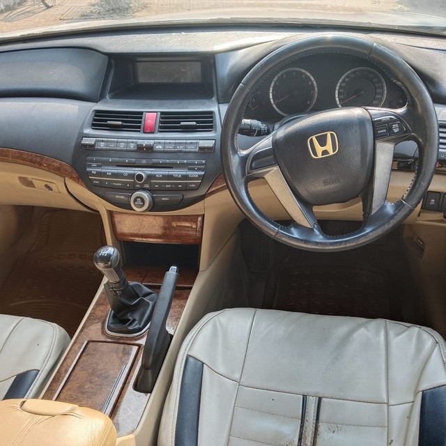 Honda New Accord 2.4 M/T Second-hand 2013 Honda New Accord 2.4 M/T for sale in Mira Road-9