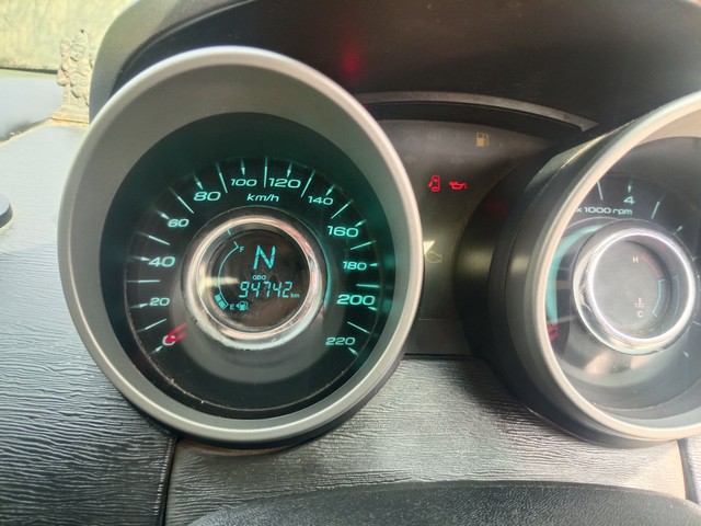 Second-hand 2017 Mahindra XUV500 R W10 FWD for sale in New Delhi-12