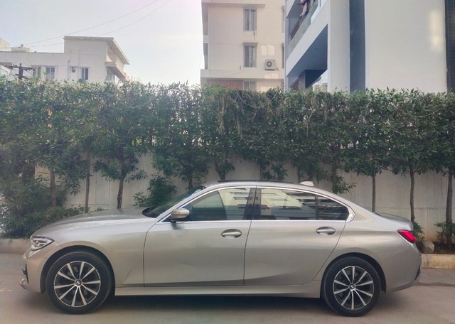 Second-hand 2021 BMW 3 Series 330i Sport for sale in Hyderabad-5