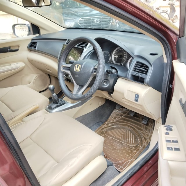 Second-hand 2012 Honda City E for sale in Mira Road-13