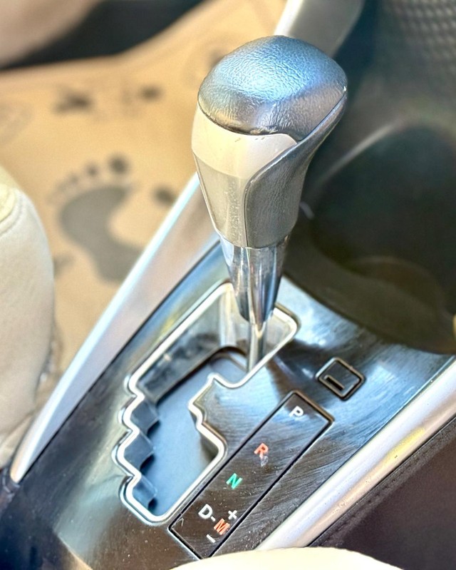 Second-hand 2018 Toyota Yaris VX CVT BSIV for sale in Surat-12