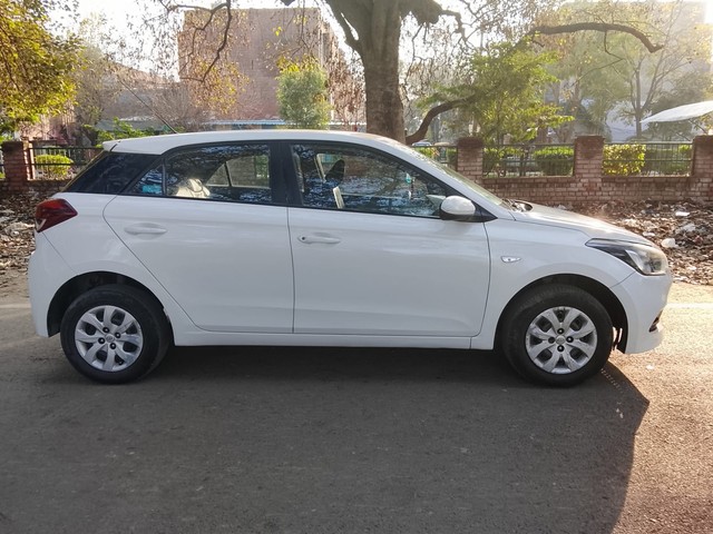 Second-hand 2016 Hyundai i20 Magna 1.2 for sale in Ludhiana-1