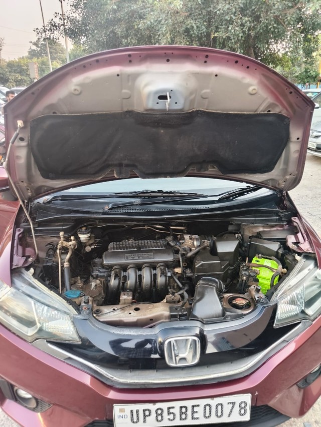 Second-hand 2018 Honda Jazz V for sale in Noida-4