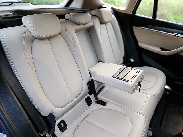 BMW X1 sDrive 20d xLine Second-hand 2020 BMW X1 sDrive 20d xLine for sale in New Delhi-4