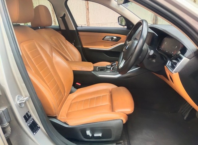 Second-hand 2021 BMW 3 Series 330i Sport for sale in Hyderabad-6