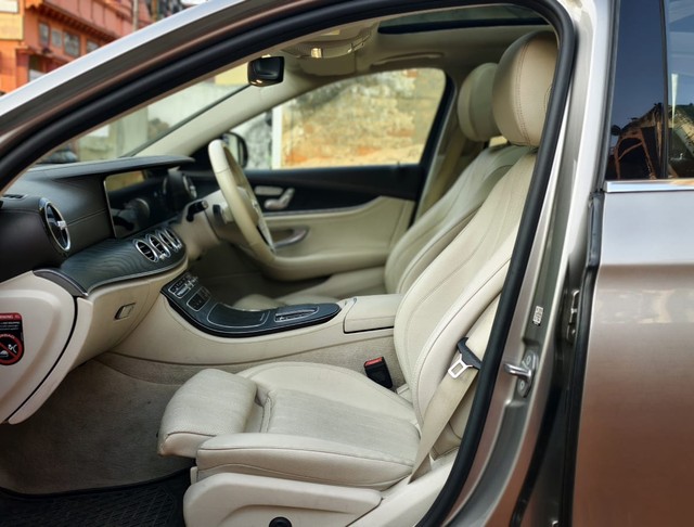 Second-hand 2021 Mercedes-Benz E-Class Exclusive E 220d for sale in Kolkata-18