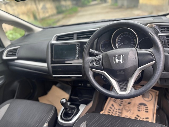 Second-hand 2017 Honda WR-V i-VTEC VX for sale in New Delhi-5