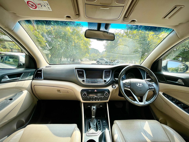 Second-hand 2016 Hyundai Tucson 2.0 Dual VTVT 2WD AT GL for sale in Bangalore-8
