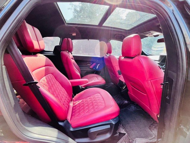 Second-hand 2023 Tata Safari XZA Plus (O) 6 Str Red Dark Edition AT for sale in Noida-12