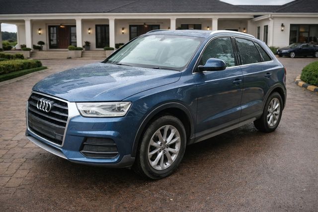 Audi Q3 35 TDI Quattro Premium Plus Second-hand 2015 Audi Q3 35 TDI Quattro Premium Plus for sale in New Delhi