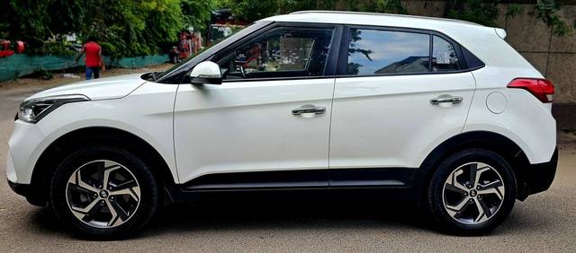 https://images10.gaadi.com/usedcar_image/AP3A.240905.015.A2/original/8ece7ebe-62df-42f8-a61d-8dabc6ea9c79.jpg?imwidth=6402