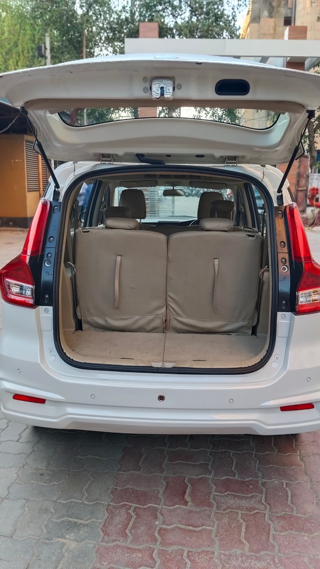 Second-hand 2019 Maruti Suzuki Ertiga VXI AT for sale in New Delhi-8