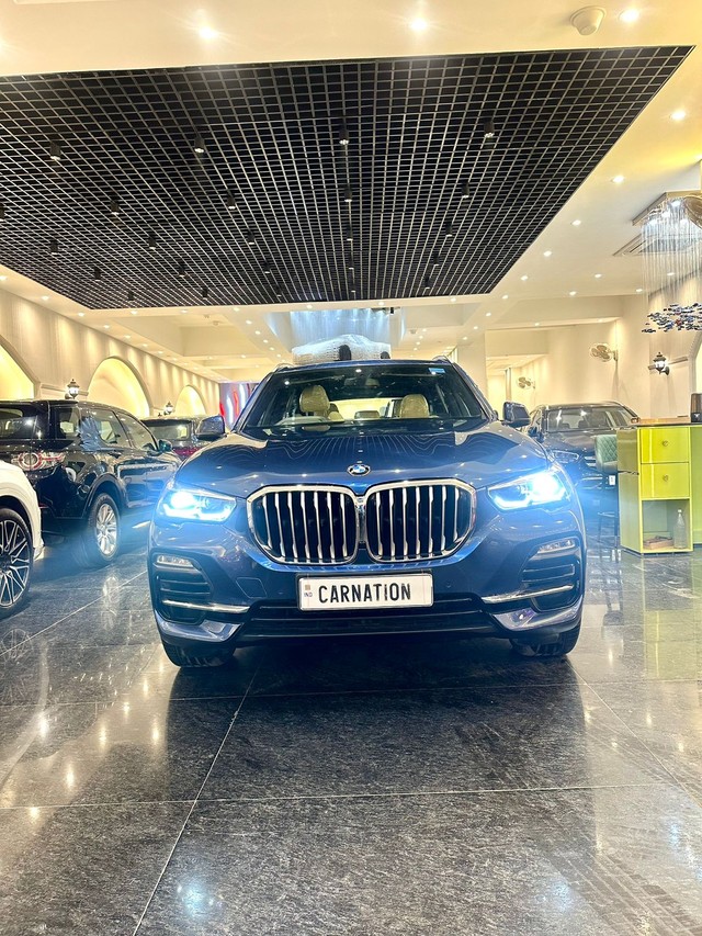 Second-hand 2021 BMW X5 xDrive 40i SportX Plus for sale in New Delhi-3