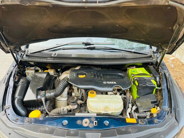 Second-hand 2017 Tata Hexa XTA for sale in Mumbai-6