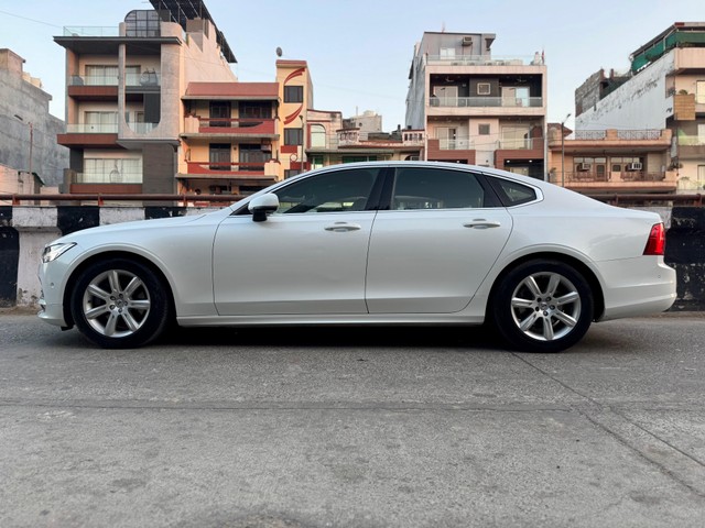 Second-hand 2019 Volvo S90 D4 Inscription BSIV for sale in New Delhi-2