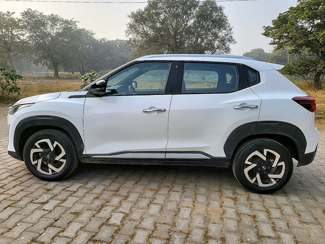 Second-hand 2022 Nissan Magnite Turbo CVT XV BSVI for sale in New Delhi-2