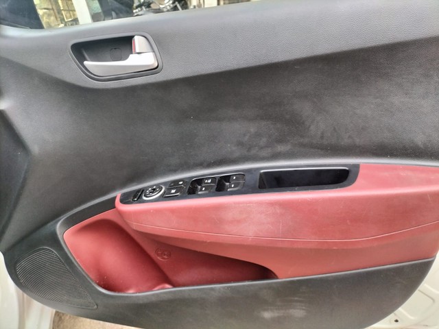 Second-hand 2016 Hyundai i10 Sportz 1.1L for sale in New Delhi-11