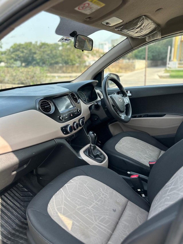 Hyundai Grand i10 1.2 Kappa Sportz Option AT Second-hand 2017 Hyundai Grand i10 1.2 Kappa Sportz Option AT for sale in New Delhi-8