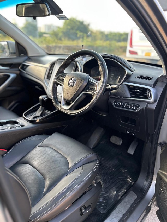 Second-hand 2020 MG Hector Sharp DCT for sale in New Delhi-7