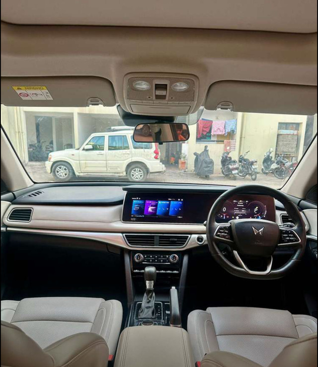 Mahindra XUV700 AX5 7 Str Diesel AT BSVI Second-hand 2022 Mahindra XUV700 AX5 7 Str Diesel AT BSVI for sale in Nagpur-6