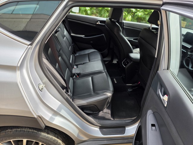 Second-hand 2021 Hyundai Tucson GLS AT for sale in Mumbai-8