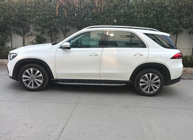Second-hand 2020 Mercedes-Benz GLE 400 4MATIC for sale in Hyderabad-4
