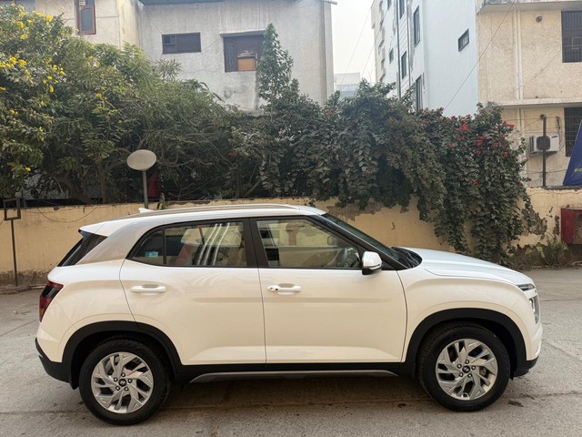 Second-hand 2023 Hyundai Creta S for sale in New Delhi-1