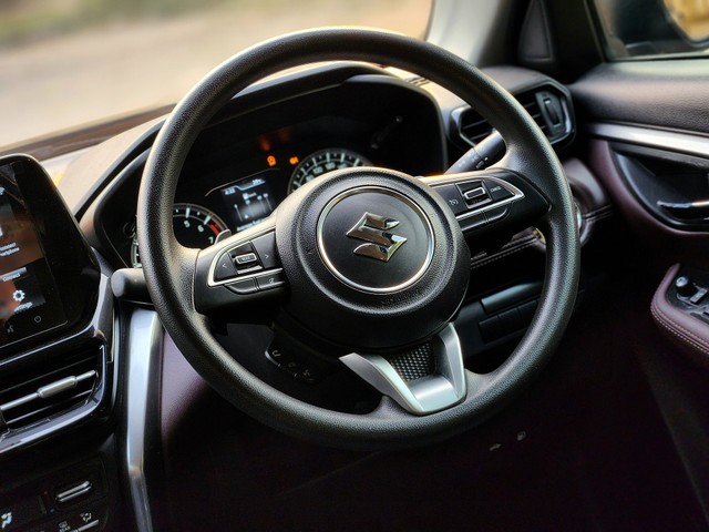 Second-hand 2022 Maruti Grand Vitara Zeta AT BSVI for sale in New Delhi-32