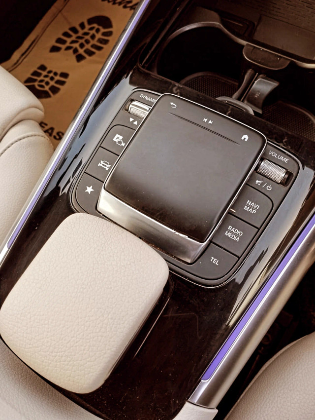 Second-hand 2023 Mercedes-Benz GLA 200 BSVI for sale in New Delhi-14