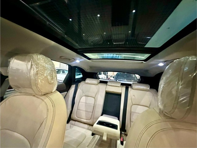 Second-hand 2017 Jaguar F-Pace Prestige 2.0 AWD for sale in New Delhi-25