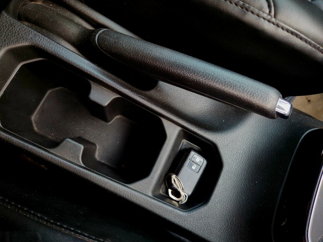 Second-hand 2022 Maruti Grand Vitara Zeta AT BSVI for sale in New Delhi-17