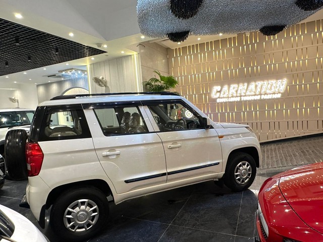 Second-hand 2016 Mahindra TUV 300 T6 for sale in New Delhi-16