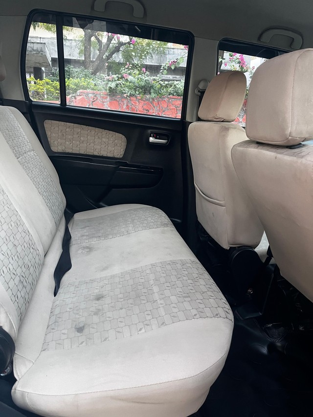 Second-hand 2018 Maruti Wagon R VXI Optional for sale in Ajmer-6