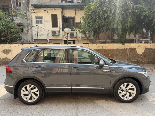 Second-hand 2022 Volkswagen Tiguan 2.0 TSI Elegance BSVI for sale in New Delhi-1