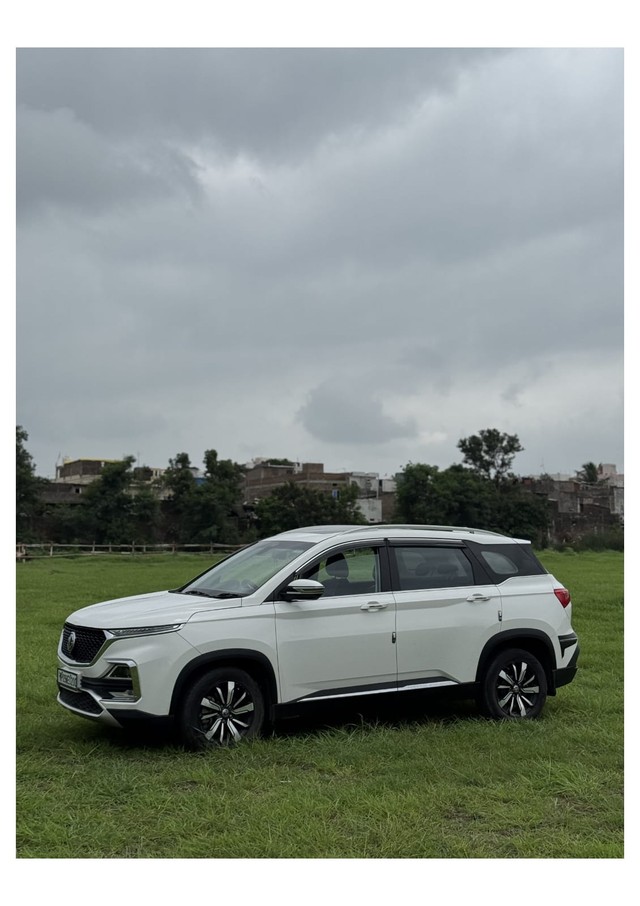 Second-hand 2020 MG Hector Sharp Diesel MT BSIV for sale in Dewas-2