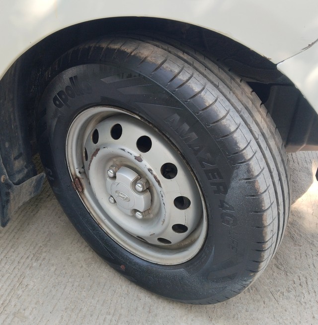 Second-hand 2011 Hyundai i10 Era for sale in Faridabad-8