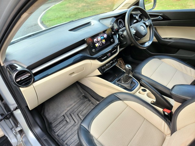 Second-hand 2023 Skoda Slavia 1.0 TSI Ambition BSVI for sale in New Delhi-21