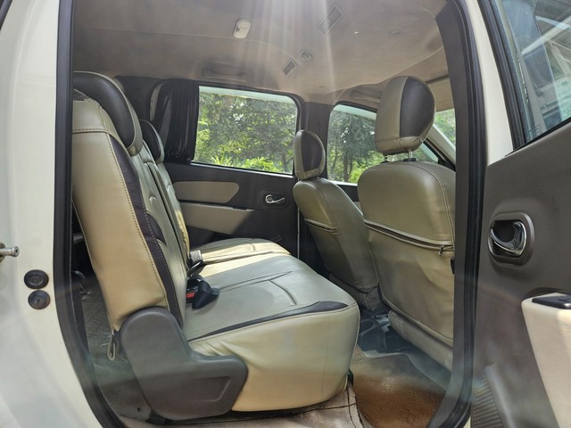 Second-hand 2015 Renault Lodgy Stepway 85PS RXZ 8S for sale in Kolhapur-11