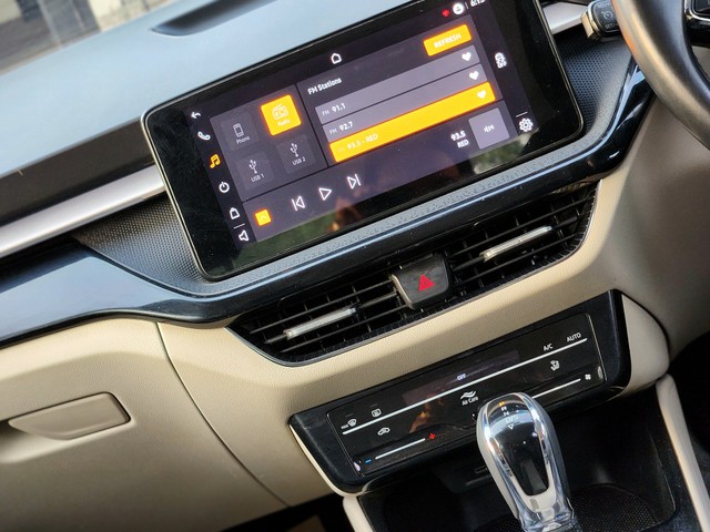 Second-hand 2022 Skoda Slavia 1.0 TSI Ambition AT BSVI for sale in New Delhi-22