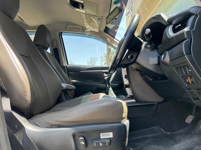 Second-hand 2018 Toyota Fortuner 2.8 4WD MT BSIV for sale in Bangalore-11