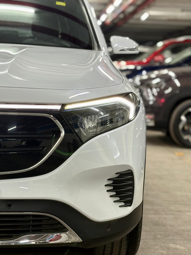 Second-hand 2023 Mercedes-Benz EQB 300 4Matic for sale in Mumbai-11