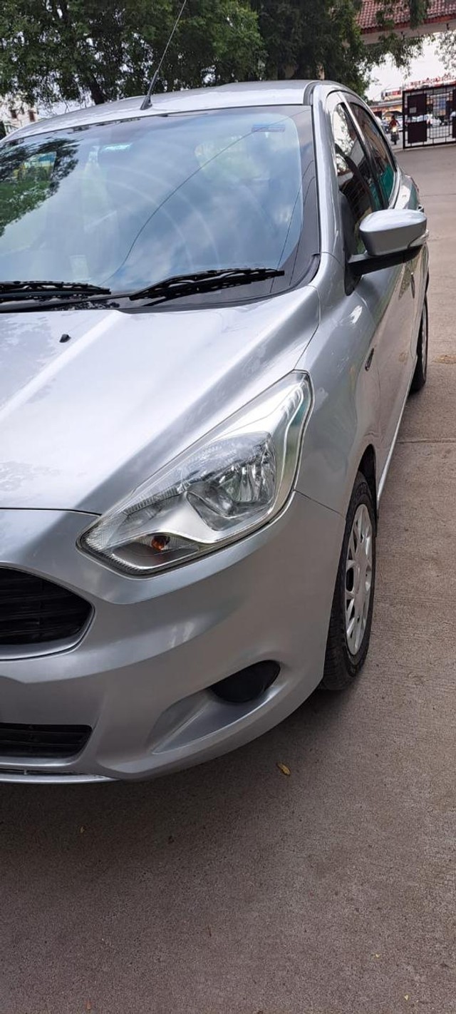 Second-hand 2018 Ford Figo 1.2P Trend MT for sale in Dewas-5