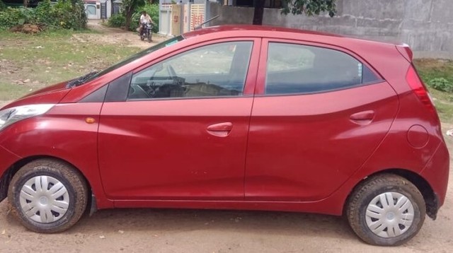 Second-hand 2012 Hyundai EON Era for sale in Lucknow-2