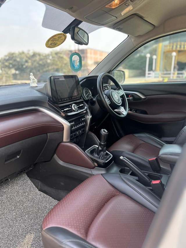 Second-hand 2022 Maruti Grand Vitara Zeta BSVI for sale in New Delhi-12